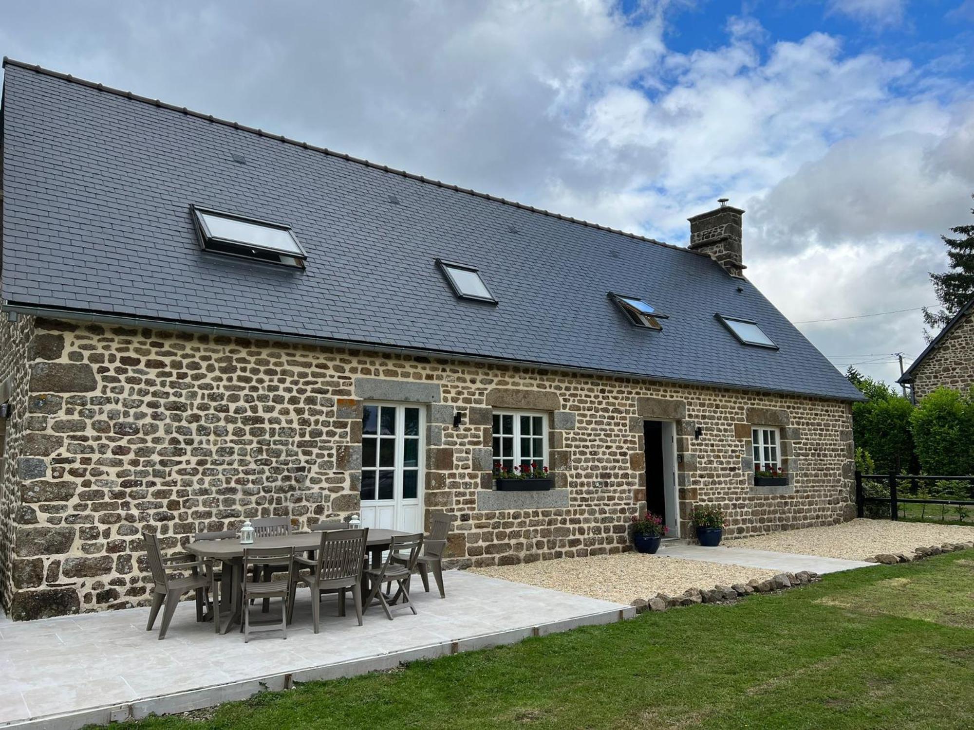 Maison De La Grange, Chaulieu Sourdeval Bagian luar foto